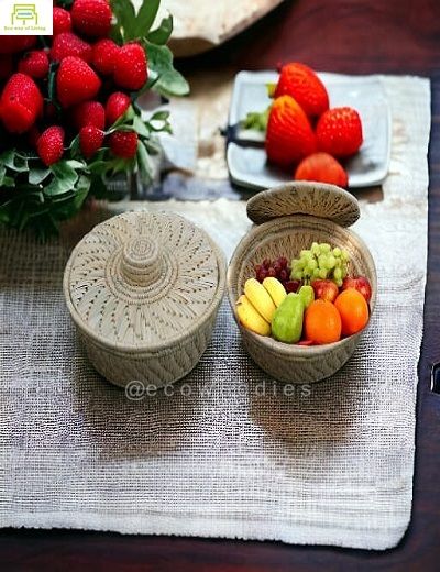 Picture of Moonj Grass Basket Decorative / Fruit & Vegetable Basket  With Lid