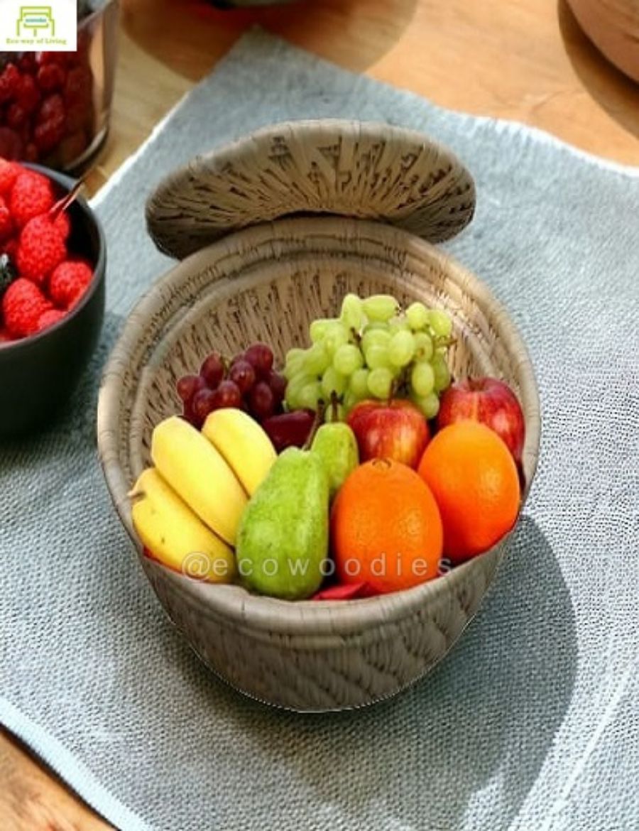 Picture of Moonj Grass Basket Decorative / Fruit & Vegetable Basket  With Lid