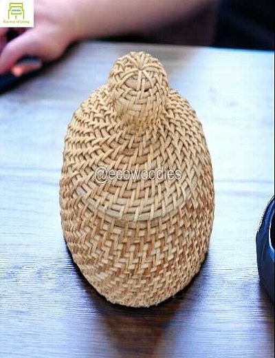 Picture of Handcrafted Vintage Woven Handicraft  Basket With Lid Multipurpose Basket