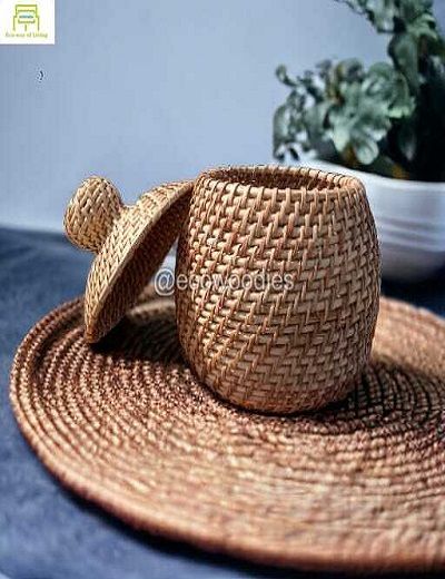 Picture of Handcrafted Vintage Woven Handicraft  Basket With Lid Multipurpose Basket