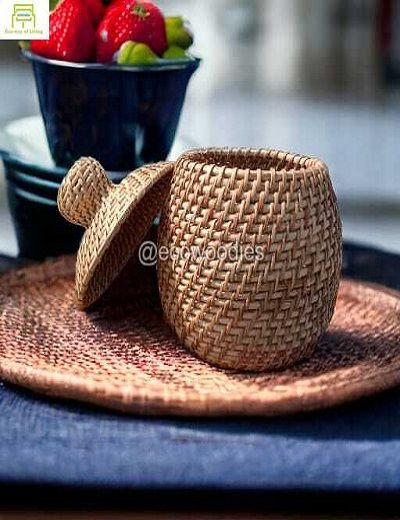 Picture of Handcrafted Vintage Woven Handicraft  Basket With Lid Multipurpose Basket