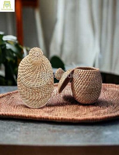 Picture of Handcrafted Vintage Woven Handicraft  Basket With Lid Multipurpose Basket