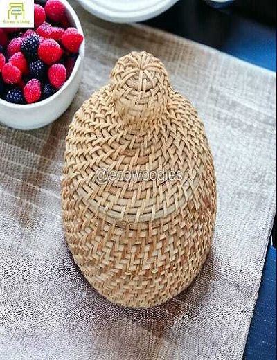 Picture of Handcrafted Vintage Woven Handicraft  Basket With Lid Multipurpose Basket