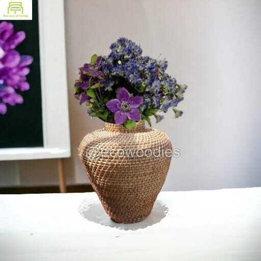 Picture of Creative Design Home Decor Office Desktop Handmade Resin Crafts Resin Flower Vase 