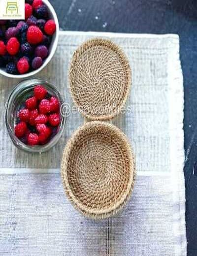 Picture of Natural Storage Baskets Woven Cane  Wicker Basket With Lid 